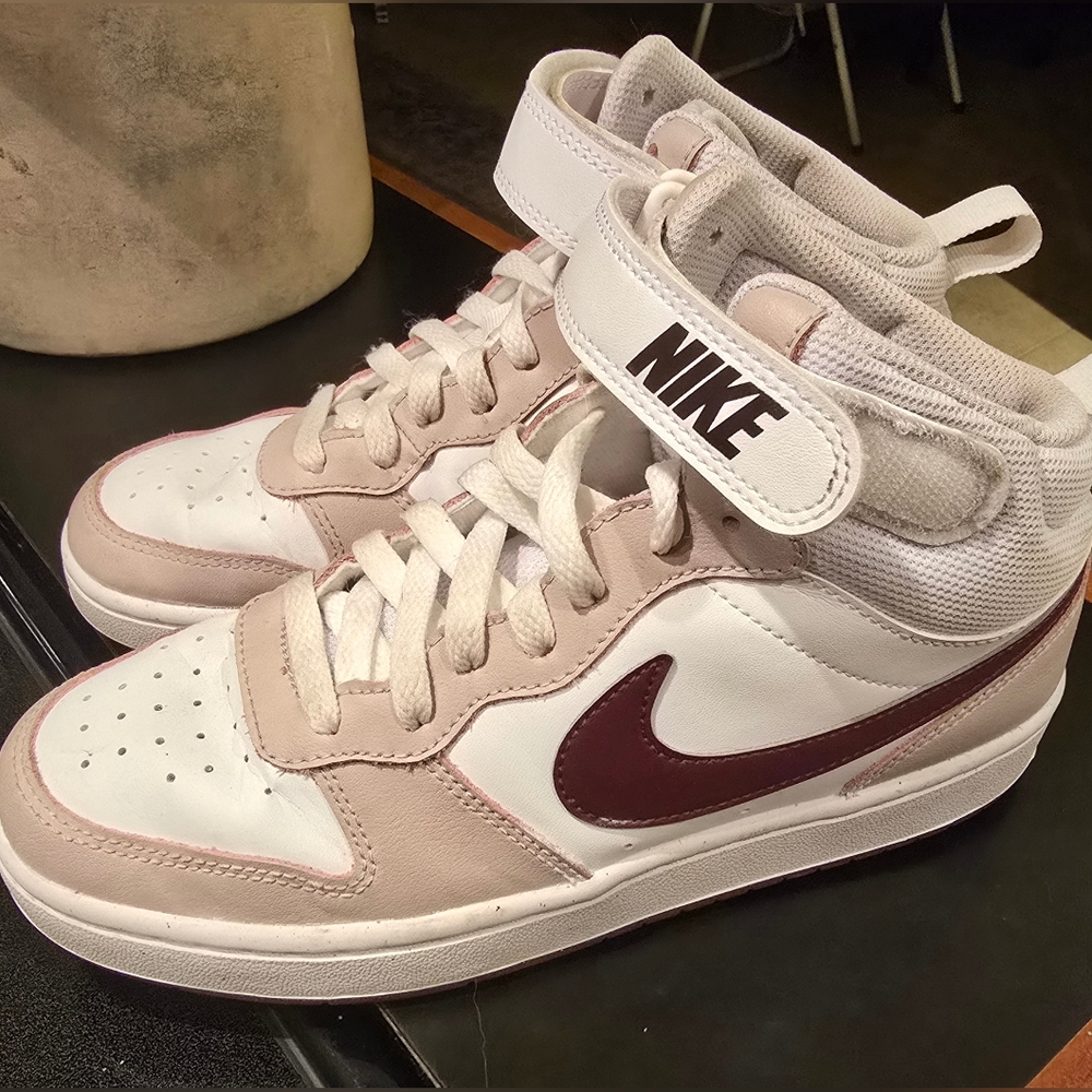 Nike Hightop Sneakers